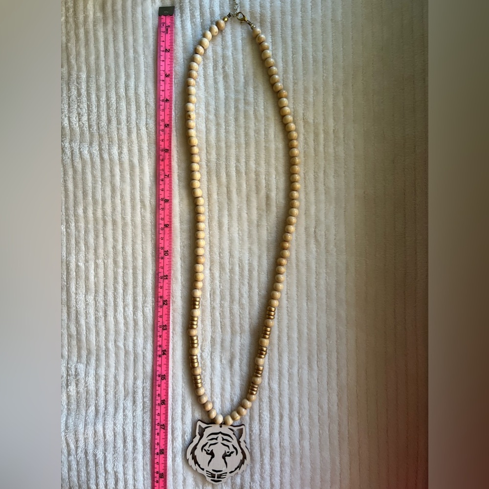 Bead Necklace - Picture 4 of 4